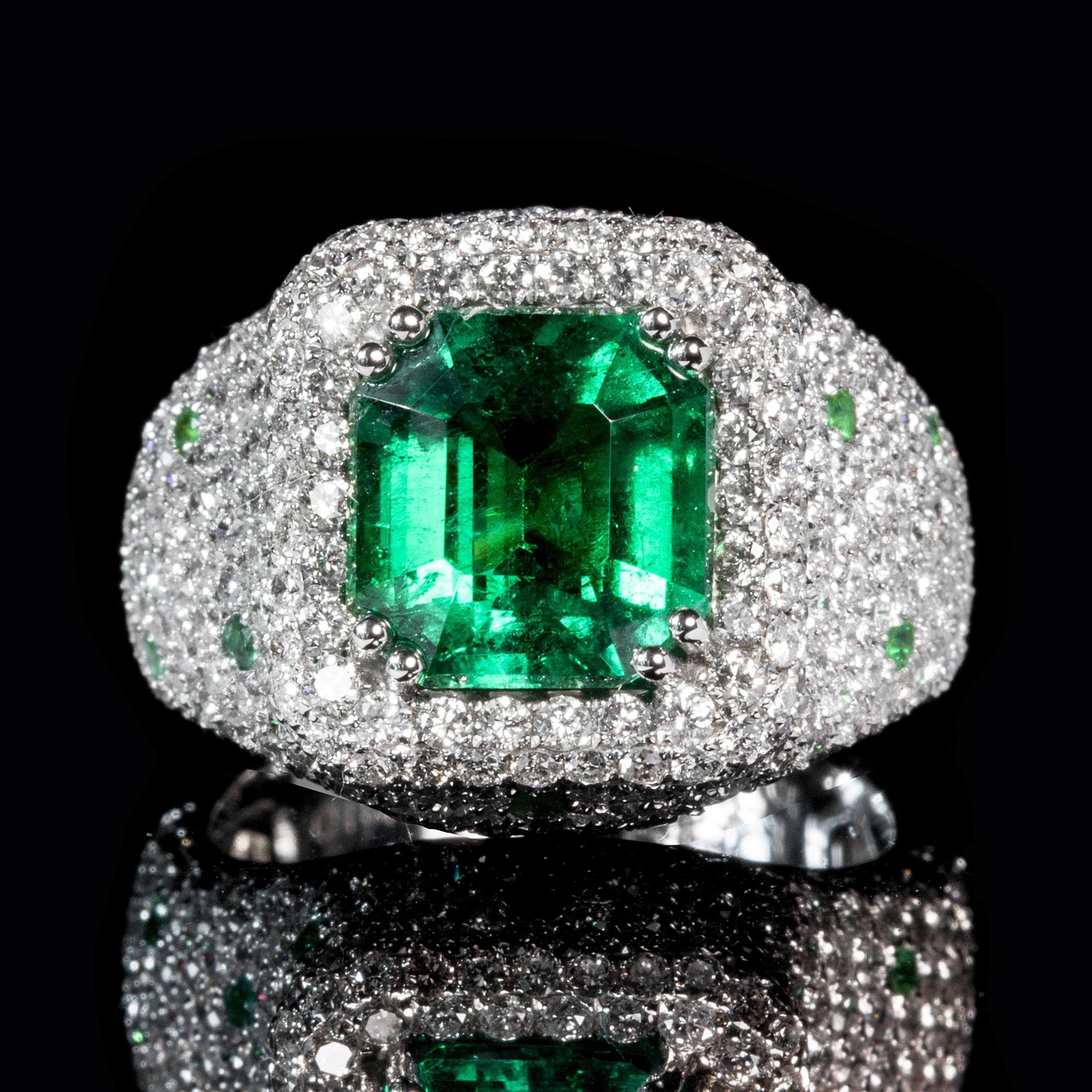 emerald, ring, jackpot, multi-diamond mosaic, emerald, emerald, emerald, emerald, emerald